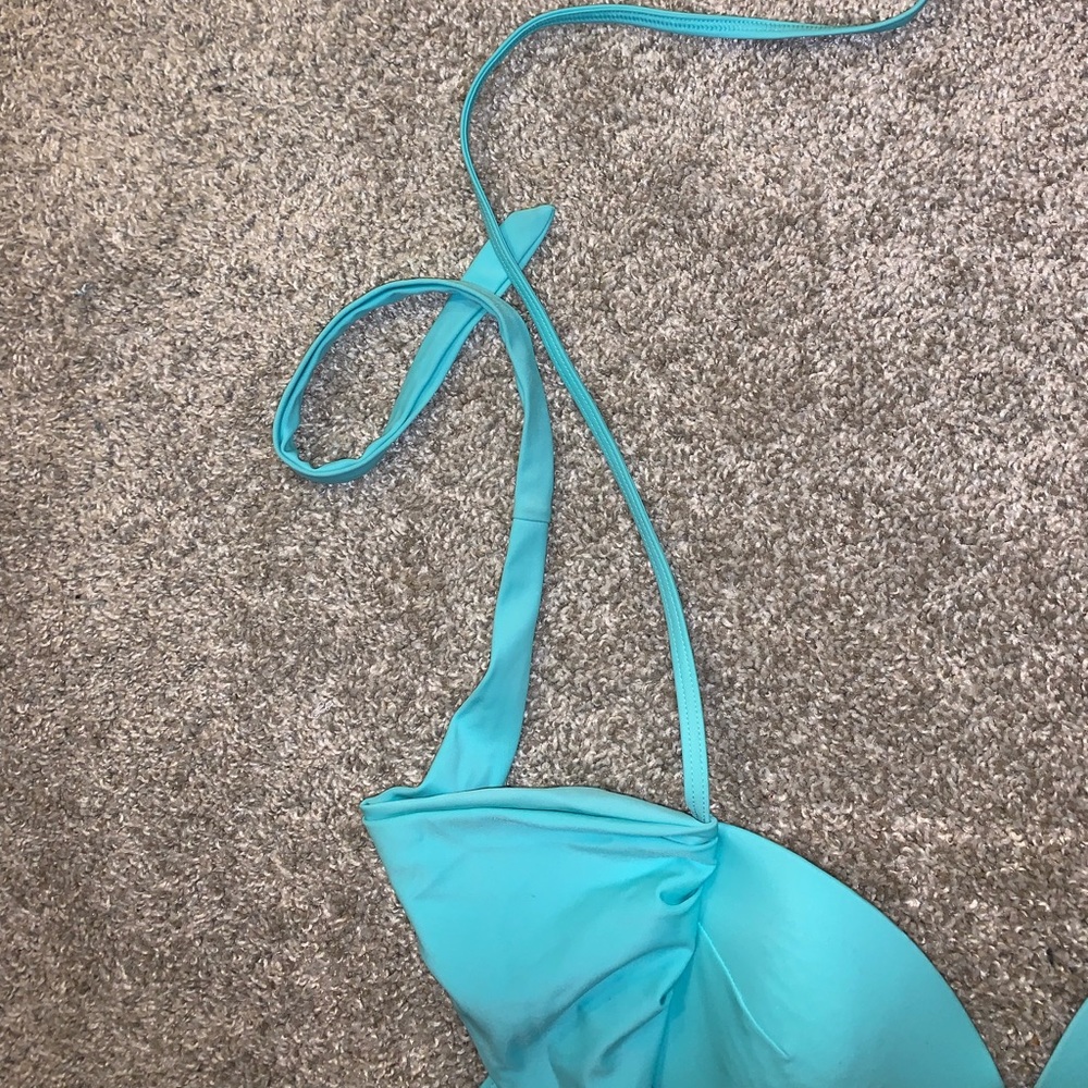 Victorias Secret Light Blue Bikini top size 32C - Picture 6 of 11